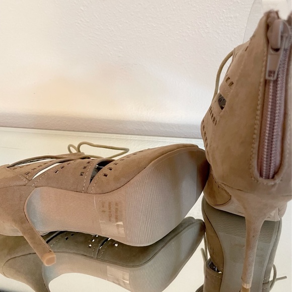 Wild Diva - Peep Toe Lace Up Heel/Sandal - Picture 3 of 7